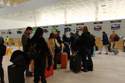 Listos para facturar en el aeropuerto.