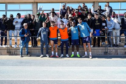 El Almería se compromete con la inclusión social de los inmigrantes.