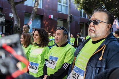 El periodista Alfredo Casas realizó la marcha de 2 kilómetros.