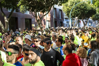 Una marea verde corre por la Rambla.