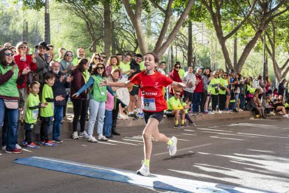 Brazos abiertos para cruzar la meta.
