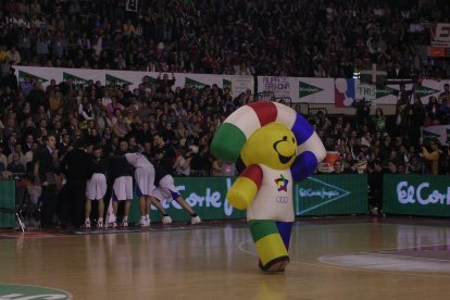 Indalete nunca pasaba inadvertido en aquella Almería 'olímpica'.