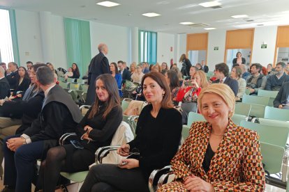 Foto de familia de los miembros del Colegio de Abogados de Almería