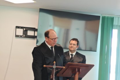 Foto de familia de los miembros del Colegio de Abogados de Almería