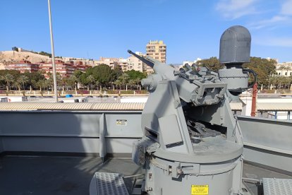 El Buque de Acción Marítima 'Tornado', amarrado en el Puerto de Almería.