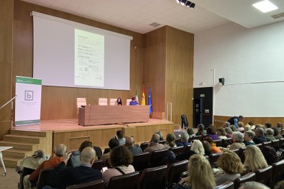Presentación del libro 'Rumbo al ecocidio' en la Biblioteca Villaespesa