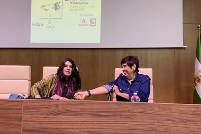 Presentación del libro 'Rumbo al ecocidio' en la Biblioteca Villaespesa