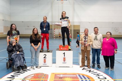 Las ganadoras de la sección femenina.