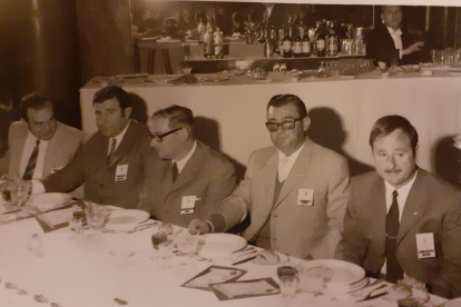 En aquellos cursillos de Mercedes Benz celebrados en Madrid.