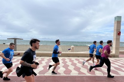 Almerienses corriendo por el autismo.