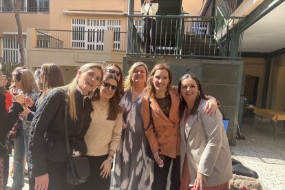 Participantes en el encuentro de antiguos alumnos del Stella Maris