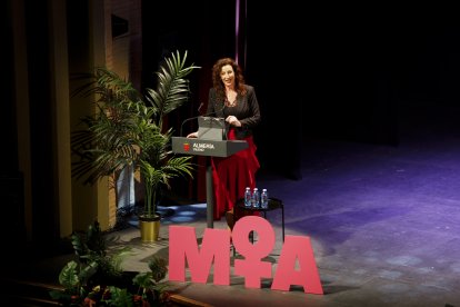 La alcaldesa de Almería, María del Mar Vázquez, durante su intervención en la gala de la III Edición de los Premios MIA.