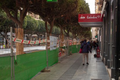 Acerado que se procederá a demoler después de Semana Santa.