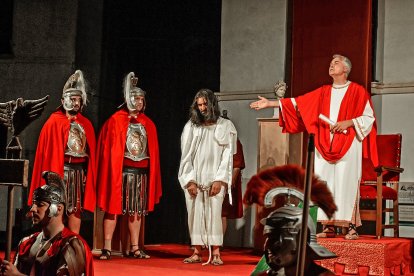 Representación de ‘La Pasión’ de Adra.
