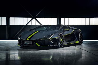 La Ducati Panigale V4 Lamborghini se inspira en el revolucionario superdeportivo del fabricante de Sant'Agata Bolognese.