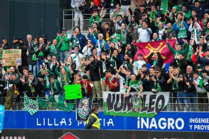 En el Racing de Santander aún no renuncian al ascenso directo.