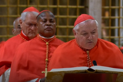 Jean-Marc Aveline, cardenal francés con raíces almerienses, presta juramento en el cónclave.