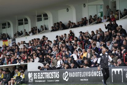 El estadio 'Álfonso Murube' lleva el nombre de una leyenda del Ceuta.