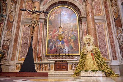 El Cachorro y la Esperanza, en el Vaticano.