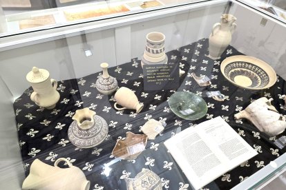 Piezas expuestas en el Convento de la Victoria.