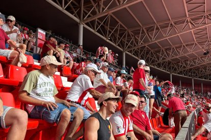 Gran ambiente en el estadio.
