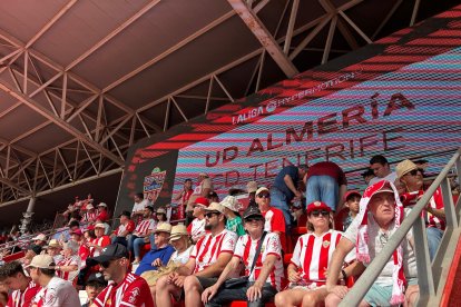 Gran ambiente en el estadio.