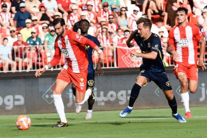 Leo Baptistao es la opción principal para cubrir la baja de Luis Suárez en el Play Off de ascenso a Primera.