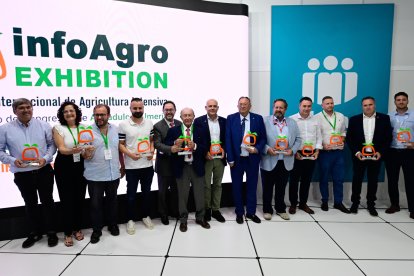 Empresas y profesionales galardonados durante la ceremonia de los Premios Infoagro Exhibition 2025.