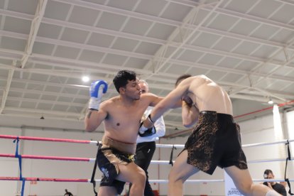 Combate entre Álvaro 'El Mago' Godoy y Robin Zamora