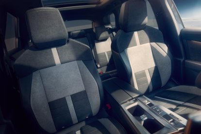 El interior del vehículo con tracción total impresiona con un ambiente agradable en todo momento.