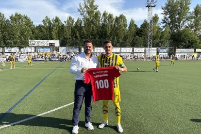 El presidente Mariano Muñoz con el mítico Gabi Ramos en Sarria.
