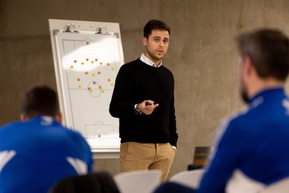 Un modelo muy trabajado de un técnico que solo tiene 39 años.