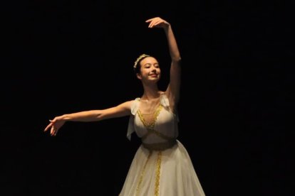 La garruchera Ana Cerdán durante una actuación.