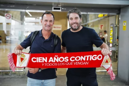 Joseba Etxeberría con Asier Goiria forman la nueva pareja técnica en el Real Murcia.