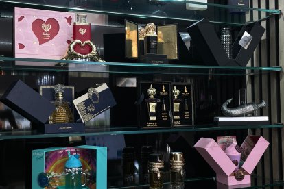 Perfumes con envases de lo más peculiares.