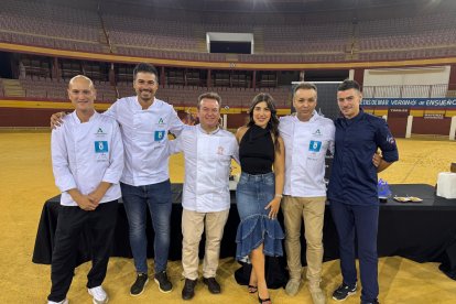 Actividad gastronómica en la Plaza de Toros de Roquetas de Mar
