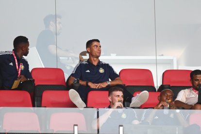 Cristiano Ronaldo en el palco del Estadio de los Juegos Mediterráneos.
