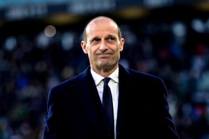 Allegri llegó al AC Milan y apostó por Pubill, pero se lo lleva el Atlético de Madrid.