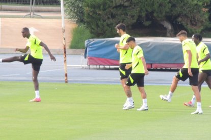 Los descartes entrenando este jueves en el Anexo del Mediterráneo.