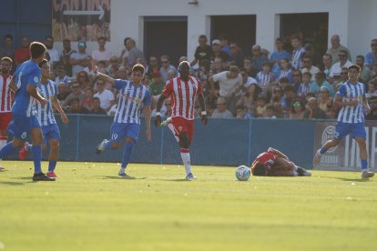 Volvió a liderar el centro del campo del Almería ante el Águilas.