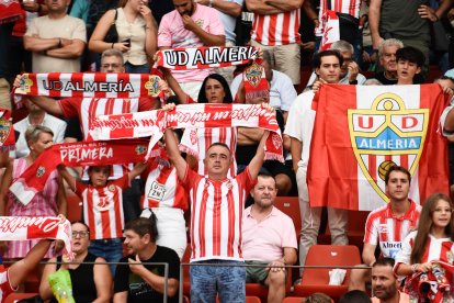El compromiso del aficionado rojiblanco es total con el Almería.