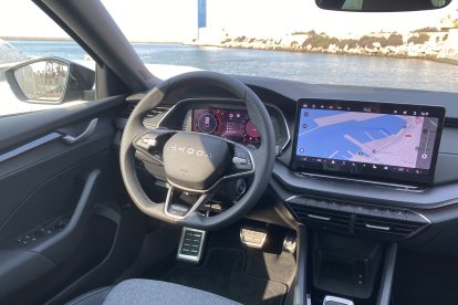 Interior amplio y con materiales de muy buena calidad