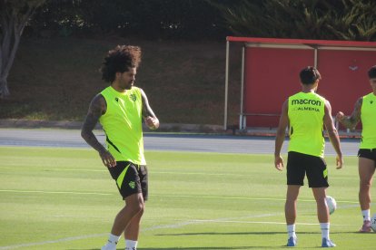 Aridane ya es uno más en el Almería pero no puede competir.