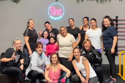 Antiguo logo de 'She Women Studio'