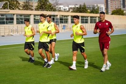 Sabe marcar los tiempos en todo y seguro que irá a más conforme vayan avanzando las jornadas en el fútbol de plata.