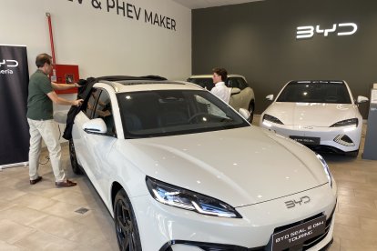 Momento de la presentación del nuevo BYD Seal 6 DM-i en carrocería Touring