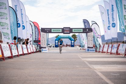 Zubeldia gana la etapa, pero 'Luisle' se hace con el Škoda Challenge y es el nuevo líder.