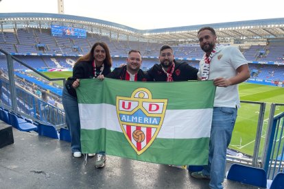 Desde Fiñana cruzando España para acompañar al equipo rojiblanco.