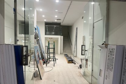 Nueva ubicación de la tienda de moda 'Encuentro' en el Paseo de Almería