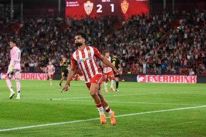 Arnau se sumaba a la fiesta del gol redondeando una gran actuación.